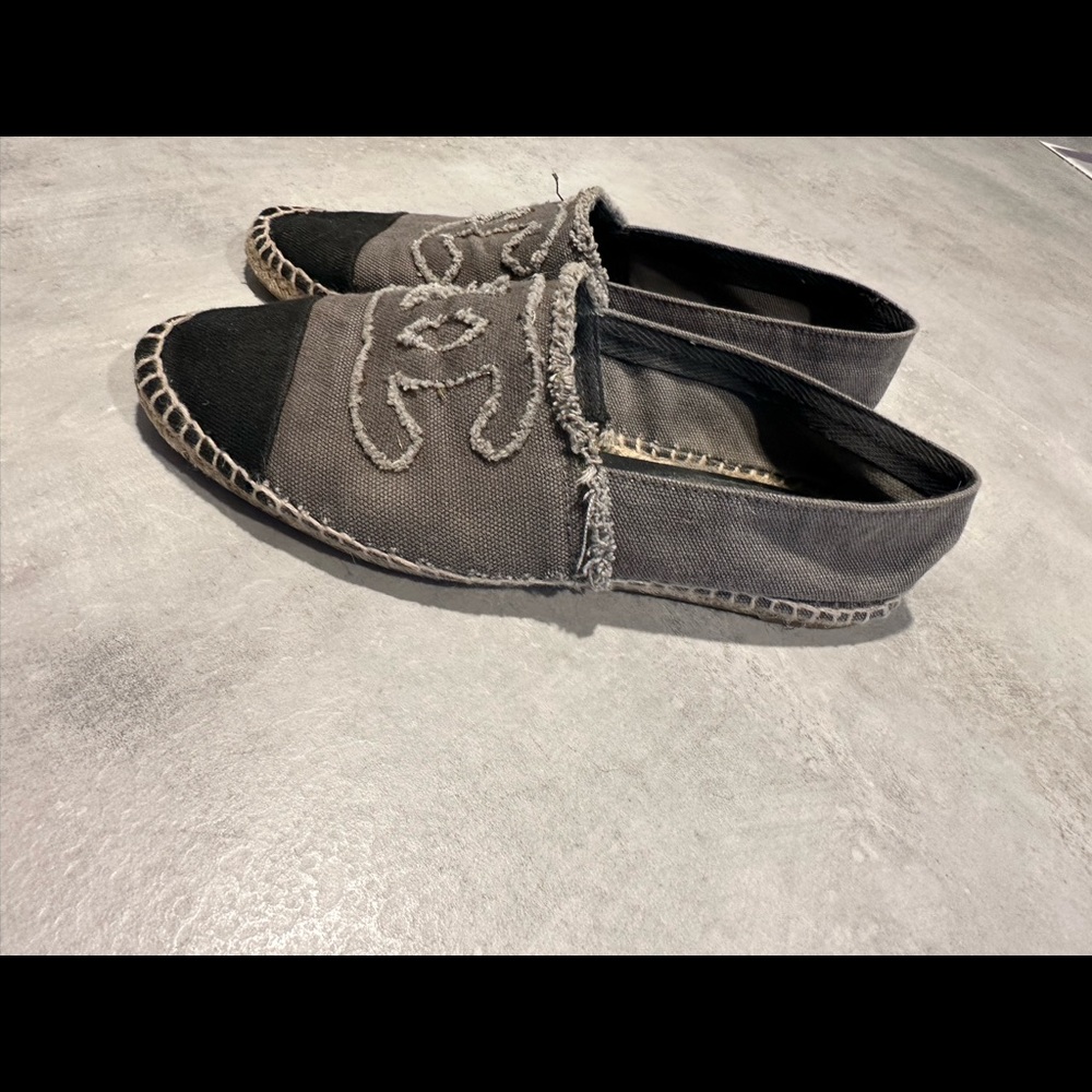 Chanel Espadrilles - Picture 3 of 9